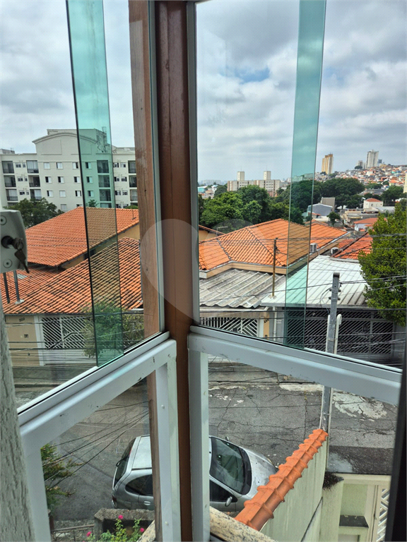 Sobrado com 2 dormitórios a venda na Vila Nivi.