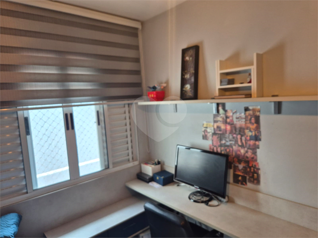 Sobrado com 2 dormitórios a venda na Vila Nivi.