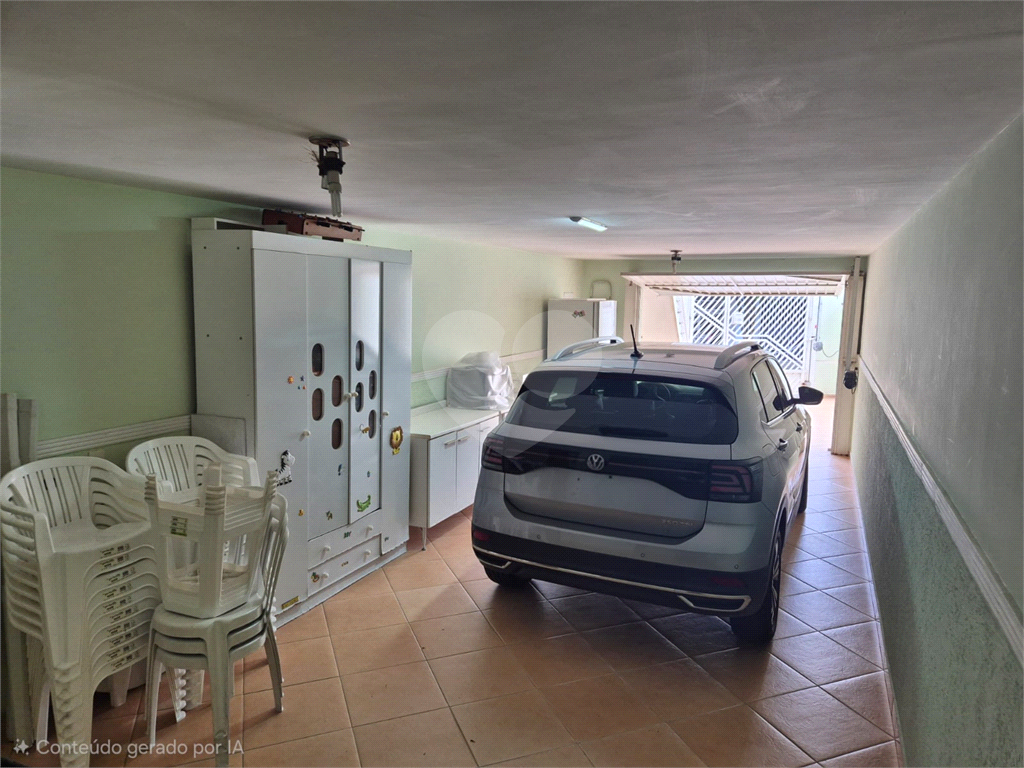 Sobrado com 2 dormitórios a venda na Vila Nivi.