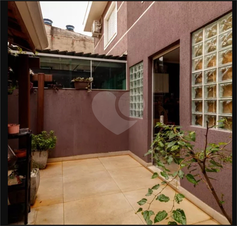 Lindo sobrado com 3 suítes ao lado da Av Conceição.