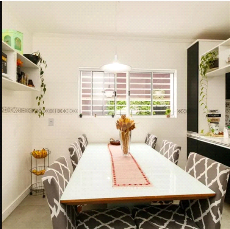 Lindo sobrado com 3 suítes ao lado da Av Conceição.