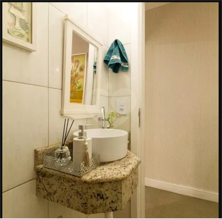 Lindo sobrado com 3 suítes ao lado da Av Conceição.