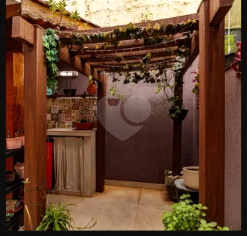 Lindo sobrado com 3 suítes ao lado da Av Conceição.