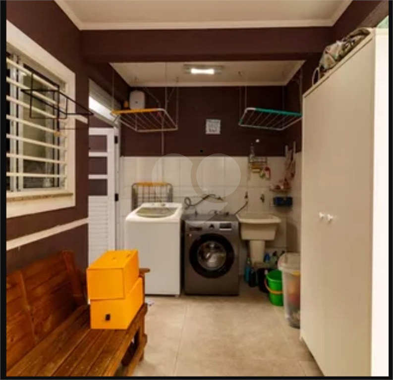 Lindo sobrado com 3 suítes ao lado da Av Conceição.