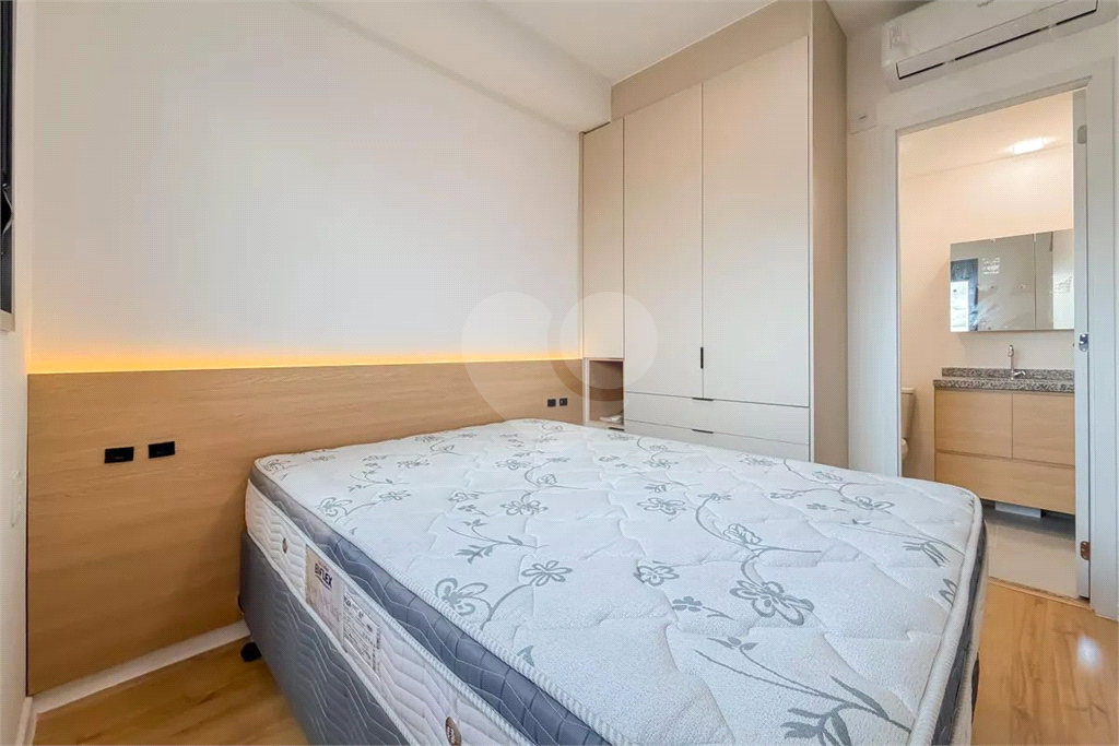 ESTÚDIO MOBILIADO NA LIBERDADE 