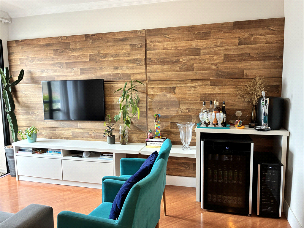 Apartamento 3 dormitórios reformado próximo ao Shopping Metro Tucuruvi 580.000