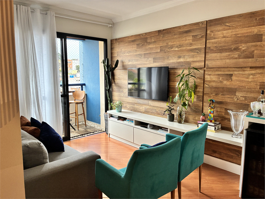 Apartamento 3 dormitórios reformado próximo ao Shopping Metro Tucuruvi 580.000