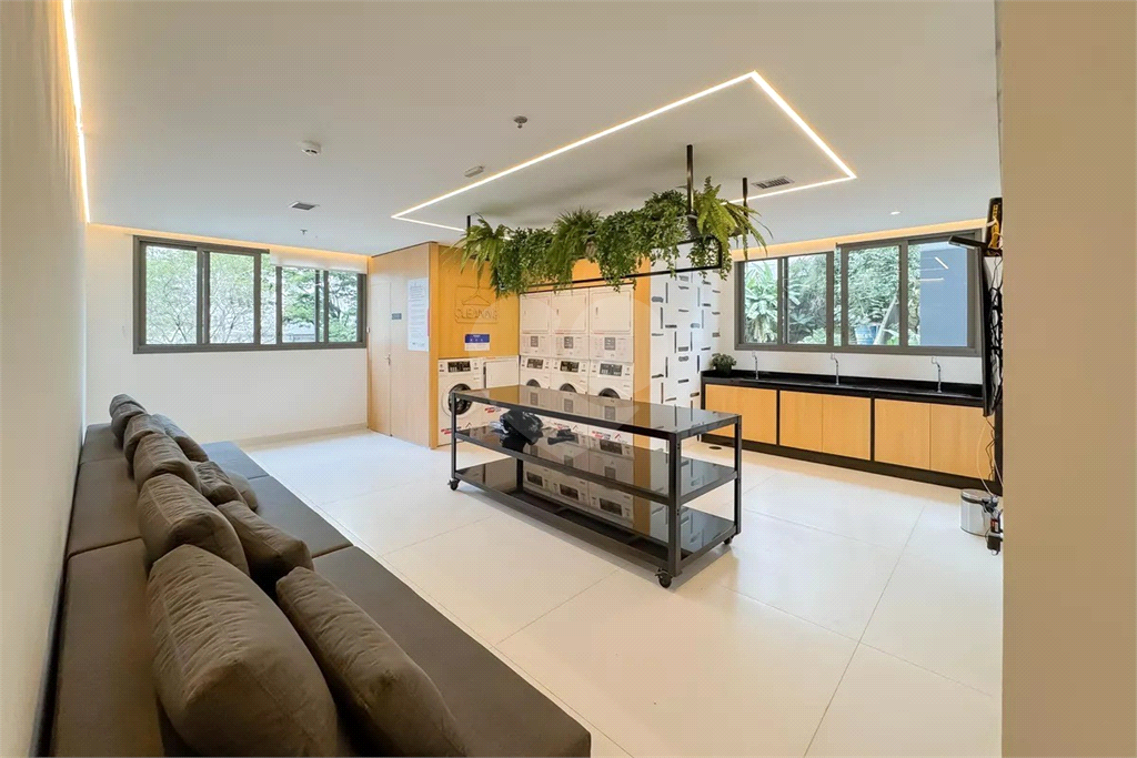 Studio Totalmente Equipado 21m² para Locação no Paraíso