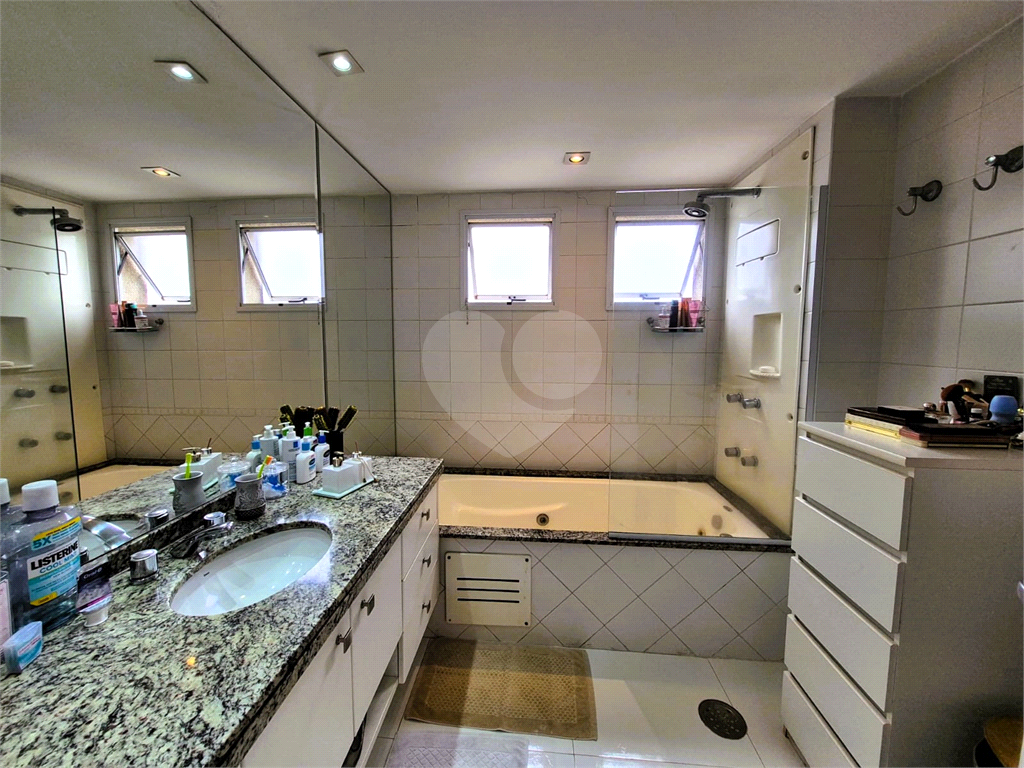 Apartamento, 3 quartos, 145 m² - Foto 32