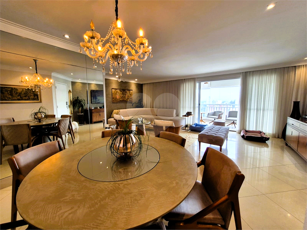 Apartamento, 3 quartos, 145 m² - Foto 1