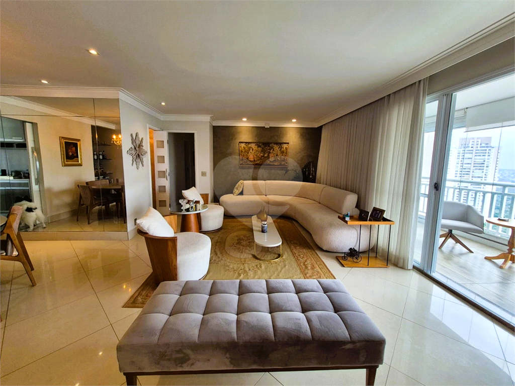 Apartamento, 3 quartos, 145 m² - Foto 2