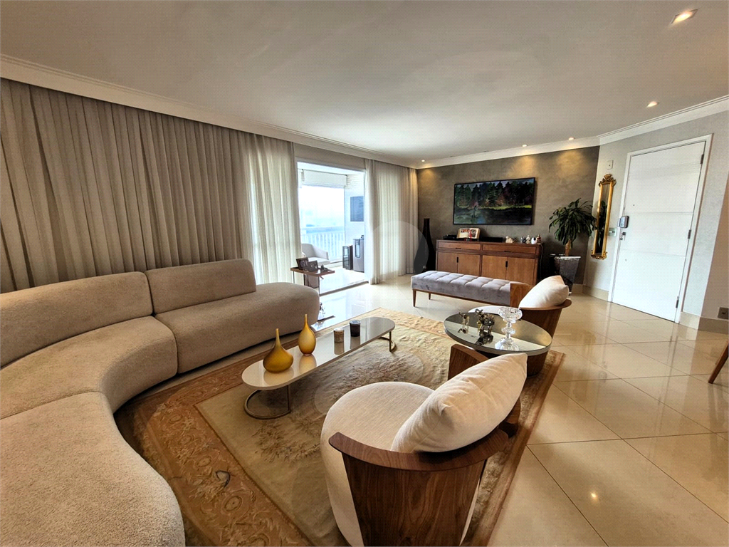 Apartamento, 3 quartos, 145 m² - Foto 3