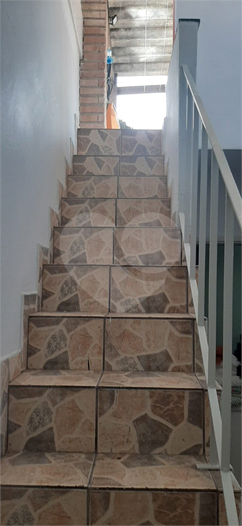 Sobrado à venda na Casa Verde Alta – São Paulo
Excelente sobrado com 120 m² de área construída, localizado a apenas 800 metros da Avenida Engenheiro Caetano Álvares, em uma região com fácil acesso a comércios, serviços e transporte público.
O imóvel co