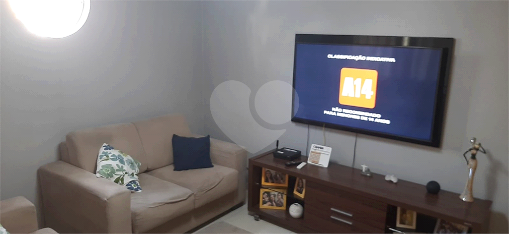 Sobrado à venda na Casa Verde Alta – São Paulo
Excelente sobrado com 120 m² de área construída, localizado a apenas 800 metros da Avenida Engenheiro Caetano Álvares, em uma região com fácil acesso a comércios, serviços e transporte público.
O imóvel co