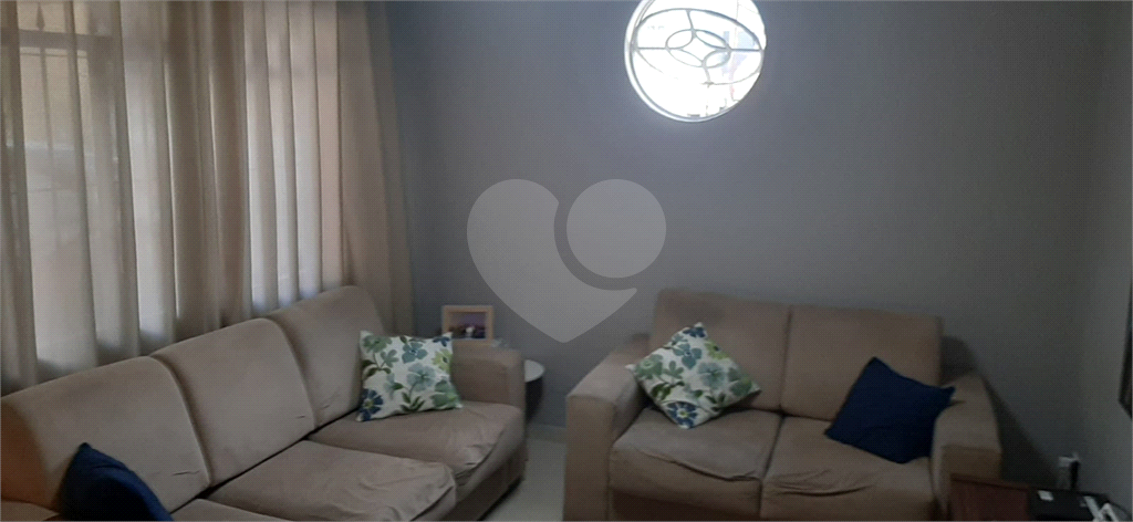 Sobrado à venda na Casa Verde Alta – São Paulo
Excelente sobrado com 120 m² de área construída, localizado a apenas 800 metros da Avenida Engenheiro Caetano Álvares, em uma região com fácil acesso a comércios, serviços e transporte público.
O imóvel co