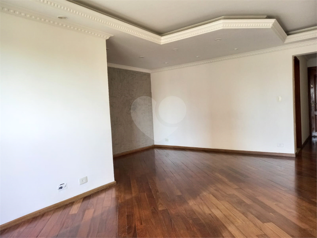 Apartamento à venda com 3 dormitórios, 2 vagas no Tucuruvi – conforto e lazer em rua tranquila e arborizada