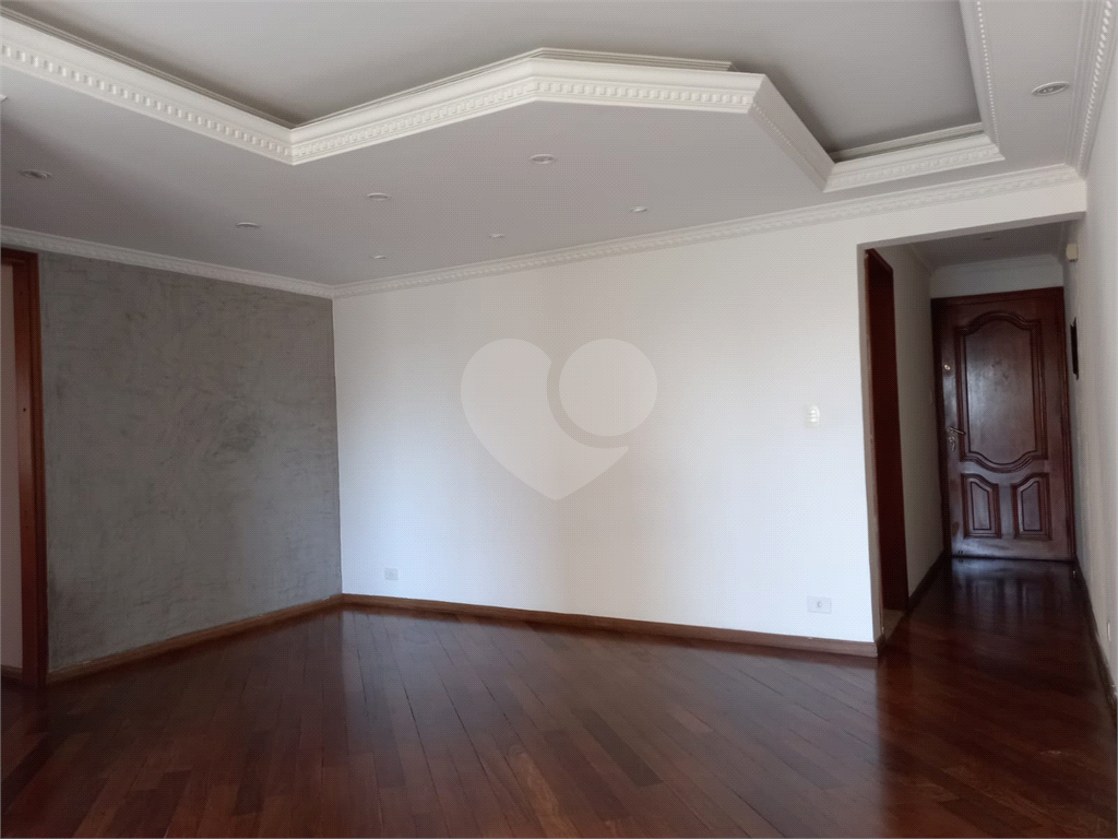 Apartamento à venda com 3 dormitórios, 2 vagas no Tucuruvi – conforto e lazer em rua tranquila e arborizada