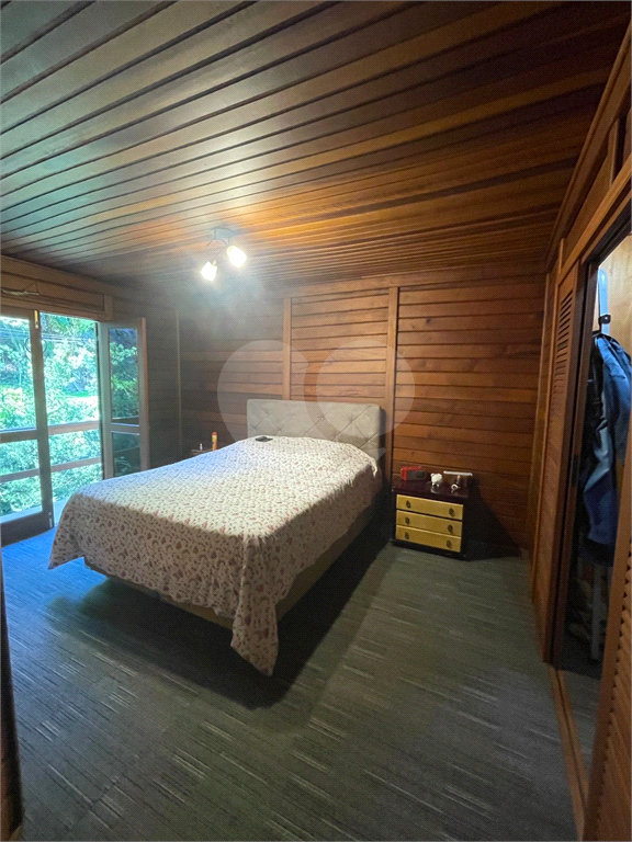 Casa à venda no Condomínio Refúgio da Serra. 3 dormitórios, 1 suíte, churrasqueira– Serra da Cantareira, Mairiporã