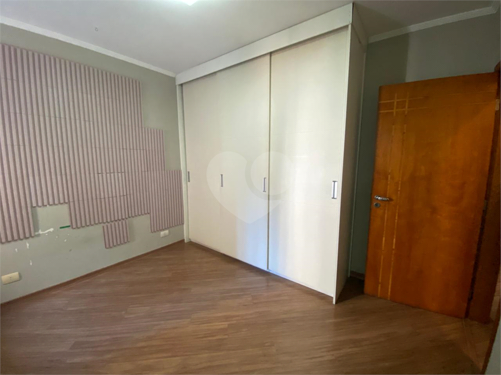 Casa a venda com 3 suítes e espaço gourmet churrasqueira e forno de pizza