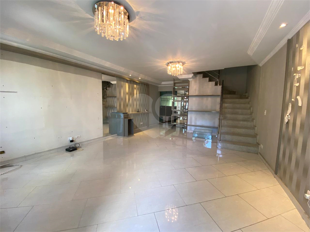 Casa a venda com 3 suítes e espaço gourmet churrasqueira e forno de pizza