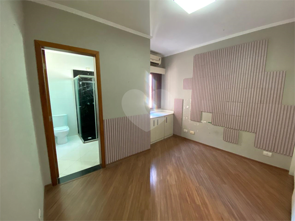 Casa a venda com 3 suítes e espaço gourmet churrasqueira e forno de pizza