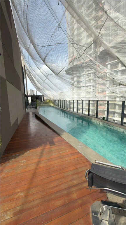 Studio novo e mobiliado com 25m² para locação em Perdizes, São Paulo