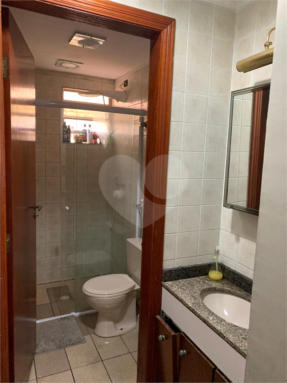 Apartamento com 2 quartos e vaga de garagem