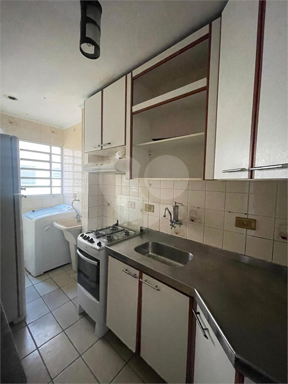 Apartamento com 2 quartos e vaga de garagem