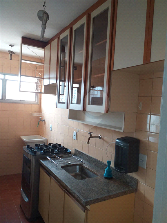 APARTAMENTO em VILA CLEMENTINO