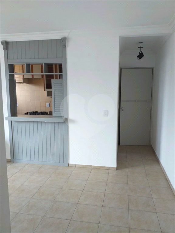 APARTAMENTO em VILA CLEMENTINO