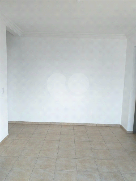 APARTAMENTO em VILA CLEMENTINO