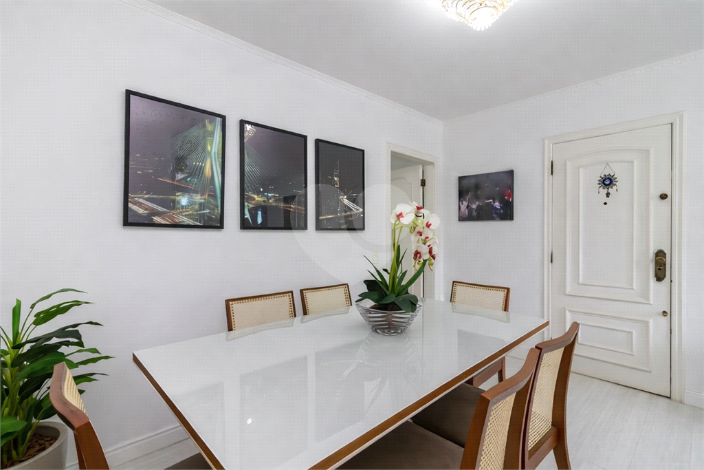 Apartamento à venda no Jardim São Paulo com 94 m², 3 dormitórios, suíte, varanda, 2 vagas e lazer