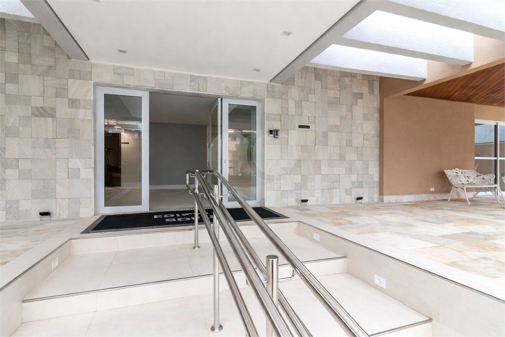 Apartamento à venda no Jardim São Paulo com 94 m², 3 dormitórios, suíte, varanda, 2 vagas e lazer