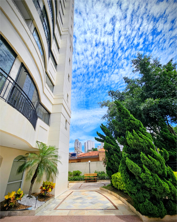 Apartamento com 74 m² com 3 quartos, 1 suíte, vista livre e 2 vagas à venda na Mooca, São Paulo