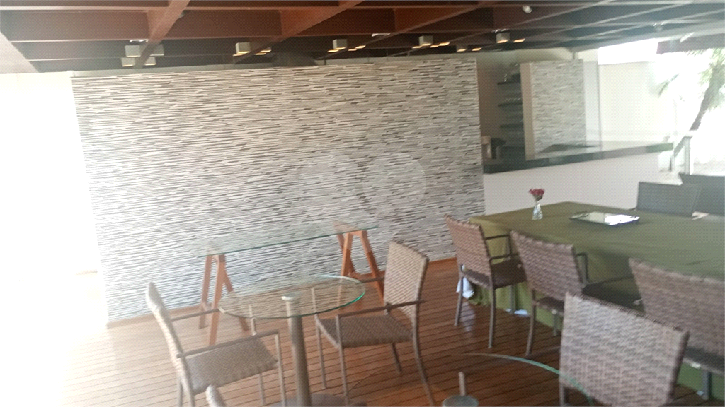 Prédio Comercial Exclusivo em Área Nobre da Zona Norte de São Paulo para venda ou locação