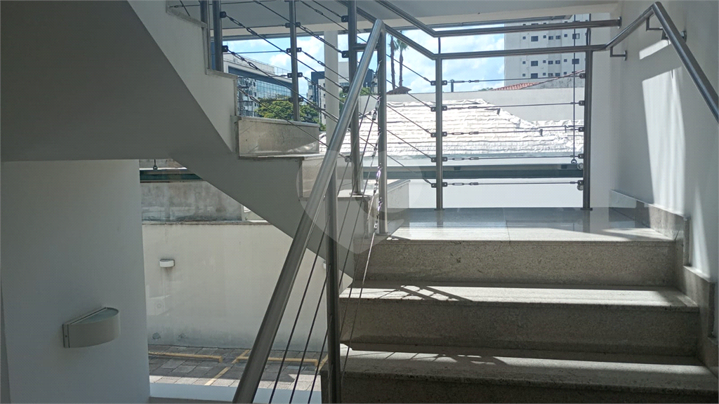 Prédio Comercial Exclusivo em Área Nobre da Zona Norte de São Paulo para venda ou locação