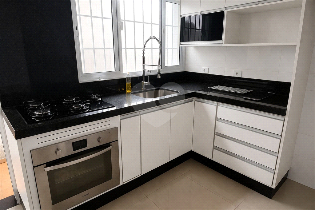 Casa Térrea com 127m² à Venda - 3 Dormitórios - 2 Vagas de Garagem - Vila Paulistana - SP