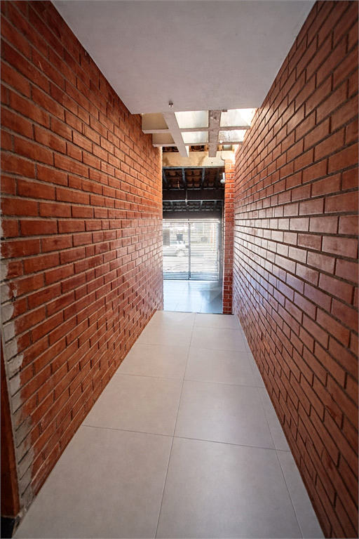 Casa Térrea com 127m² à Venda - 3 Dormitórios - 2 Vagas de Garagem - Vila Paulistana - SP