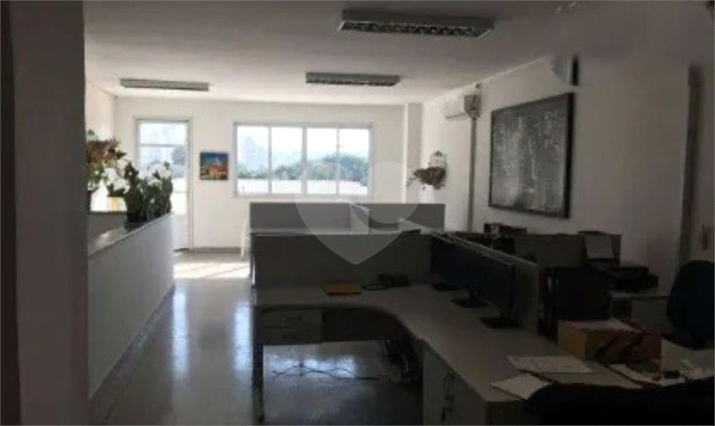 Prédio Comercial à Venda | 743  m² | 4 pavimentos, vão livre no Bom Retiro!   