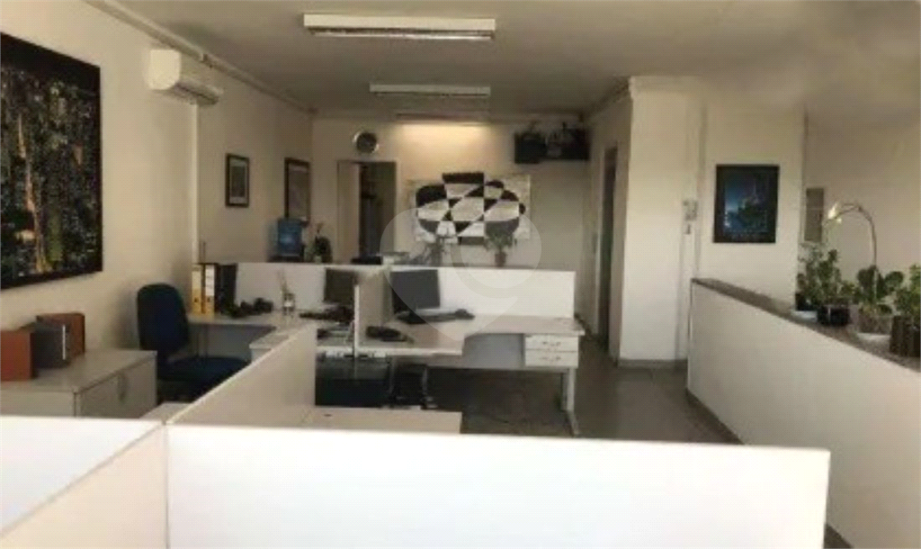 Prédio Comercial à Venda | 743  m² | 4 pavimentos, vão livre no Bom Retiro!   