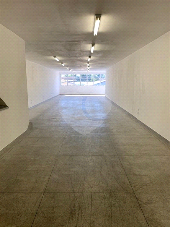 Prédio Comercial à Venda | 743  m² | 4 pavimentos, vão livre no Bom Retiro!   