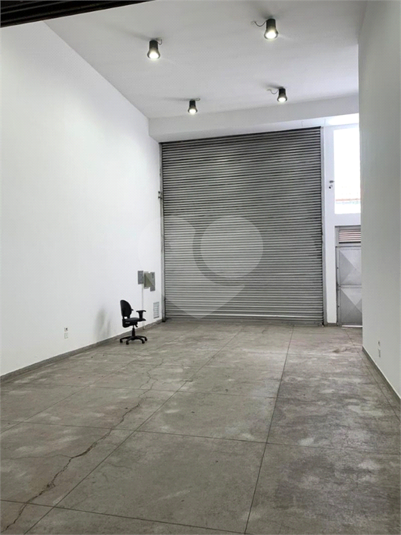 Prédio Comercial à Venda | 743  m² | 4 pavimentos, vão livre no Bom Retiro!   