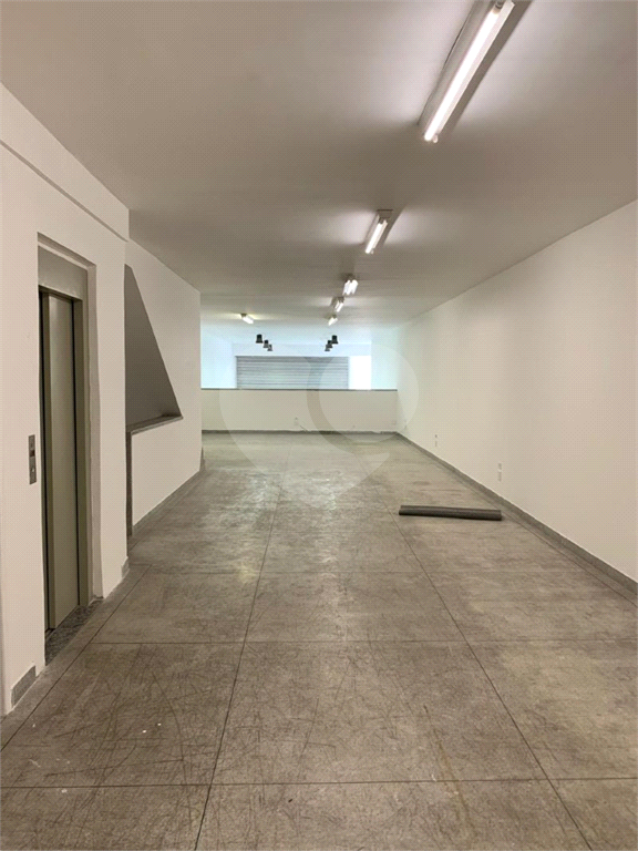 Prédio Comercial à Venda | 743  m² | 4 pavimentos, vão livre no Bom Retiro!   