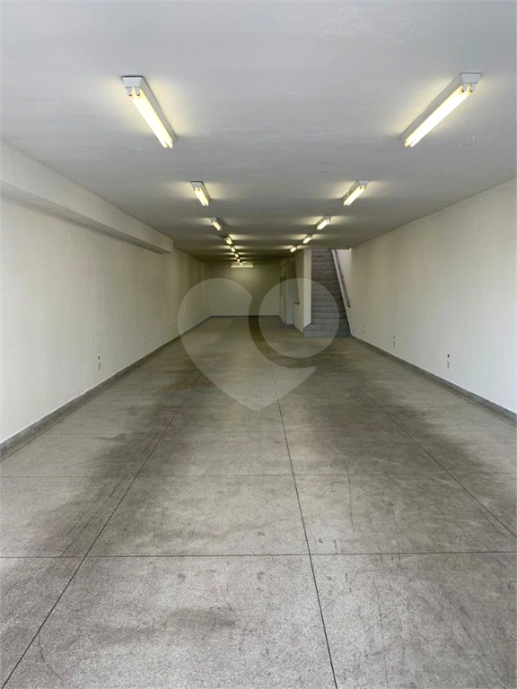 Prédio Comercial à Venda | 743  m² | 4 pavimentos, vão livre no Bom Retiro!   