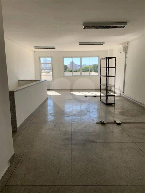 Prédio Comercial à Venda | 743  m² | 4 pavimentos, vão livre no Bom Retiro!   