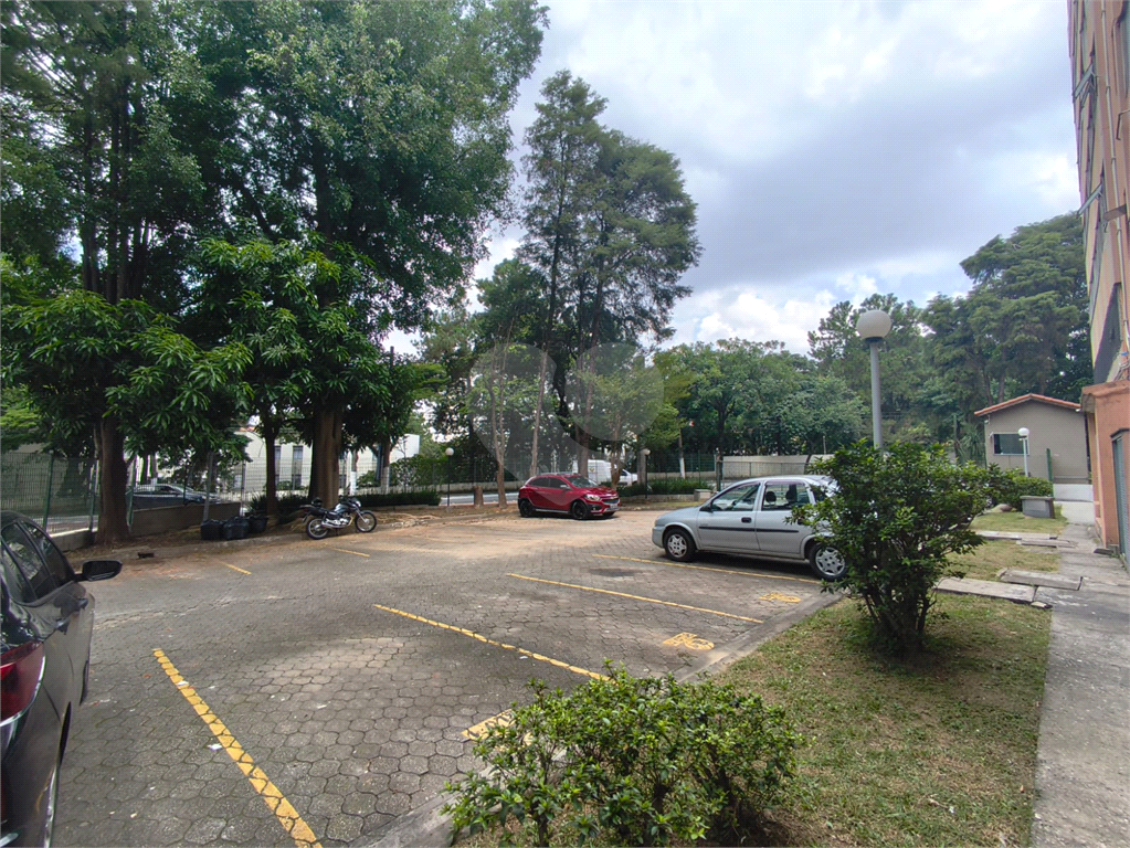 APARTAMENTO em JARDIM LEONOR MENDES DE BARROS