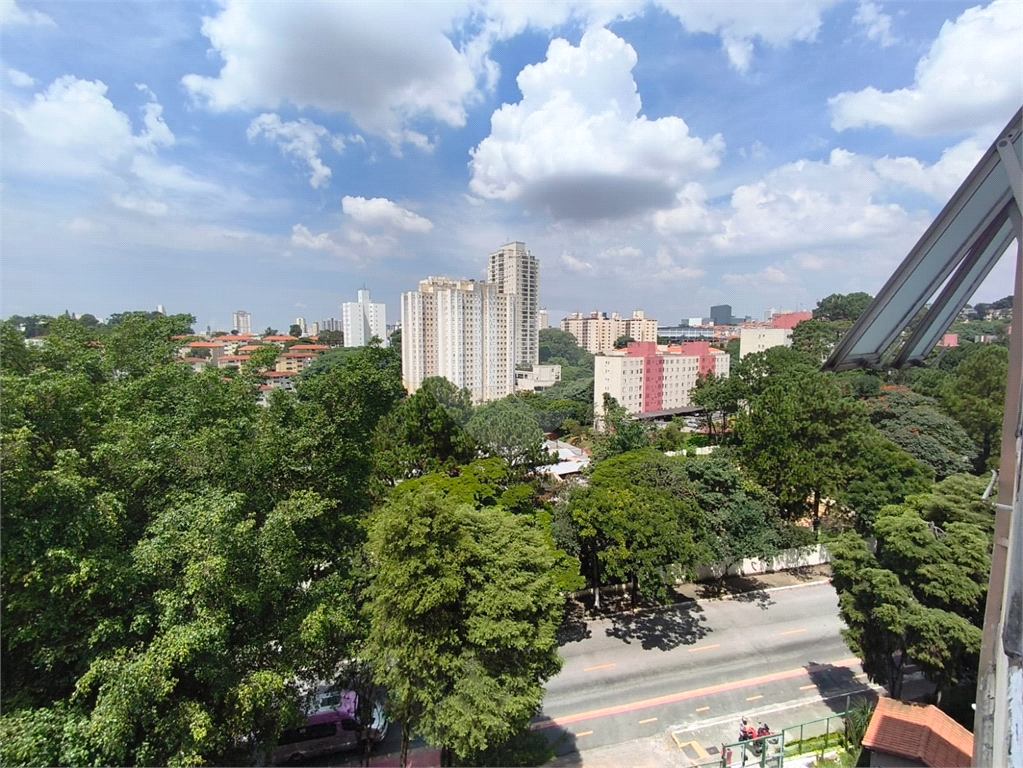 APARTAMENTO em JARDIM LEONOR MENDES DE BARROS