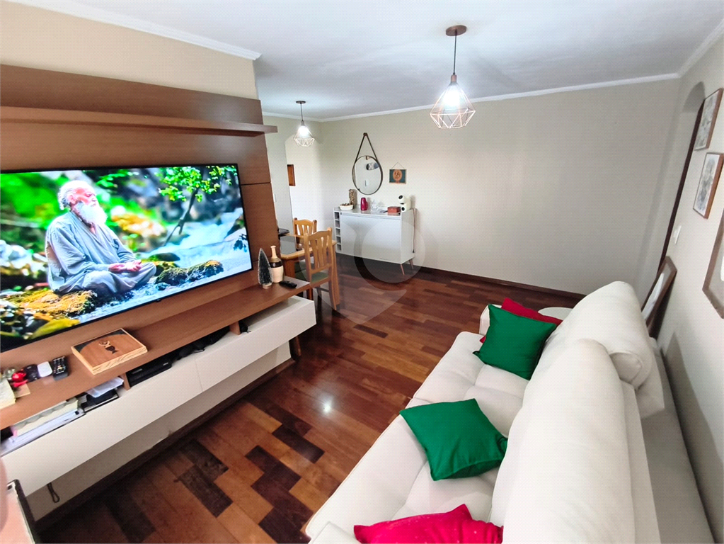 APARTAMENTO em JARDIM LEONOR MENDES DE BARROS