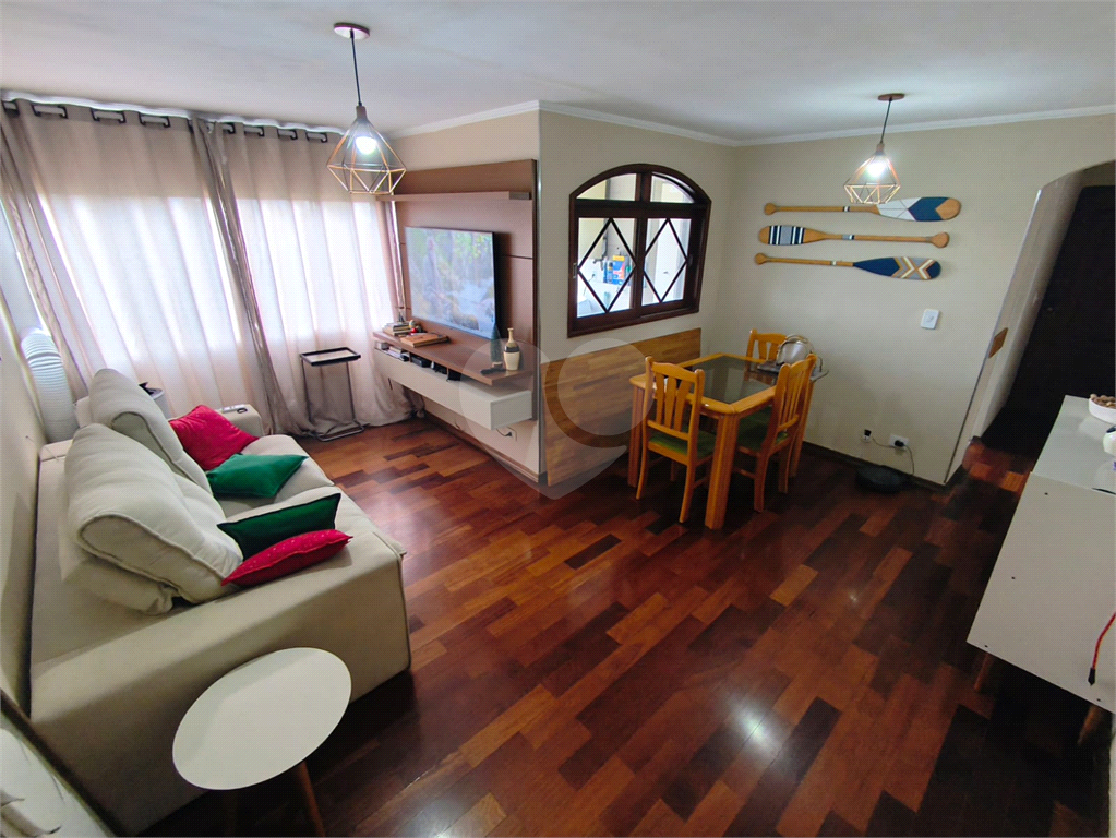 APARTAMENTO em JARDIM LEONOR MENDES DE BARROS