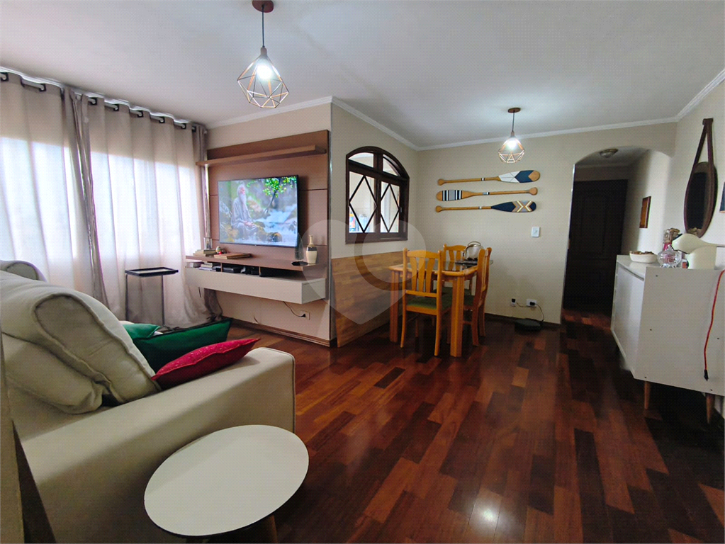 APARTAMENTO em JARDIM LEONOR MENDES DE BARROS